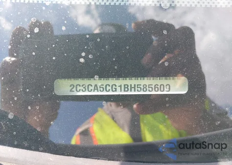 2011 Chrysler 300 Limited z USA, uszkodzony, nr VIN 2C3CA5CG1BH585609